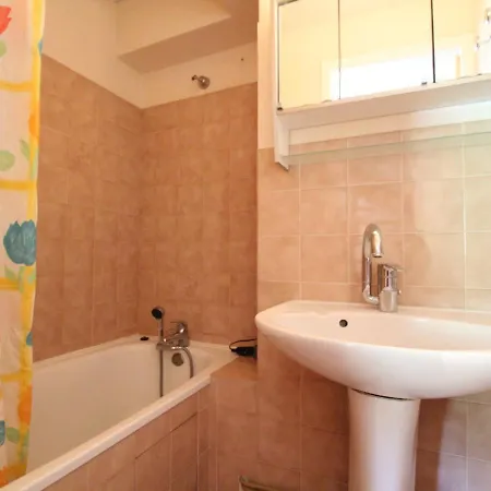Pour 6 Personnes Au Pied Des Pistes A Val Cenis - Fr-1-508-264 아파트
